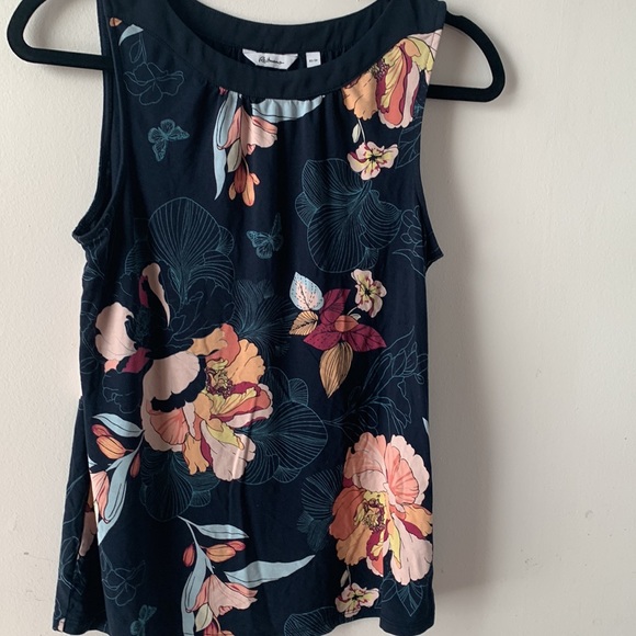 5$ with bundle 😀 cute top - Picture 3 of 7